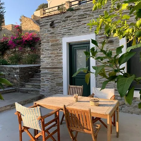 Cycladic Shangri La - Lemontree アパート