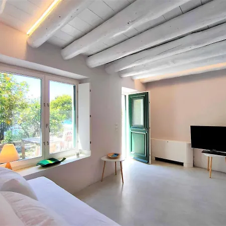 Cycladic Shangri La - Lemontree *