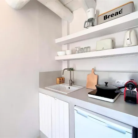 Cycladic Shangri La - Lemontree