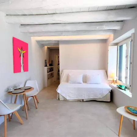 Cycladic Shangri La - Lemontree Apartman